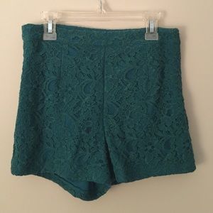 lace shorts
