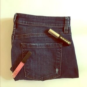 LOFT DISTRESSED JEANS