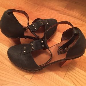 Woodies by Jeffrey Campbell wooden heels