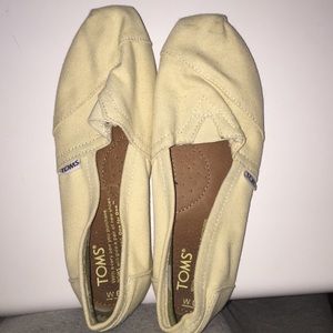 Women's Toms