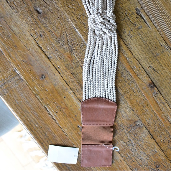 Belt - Picture 2 of 3