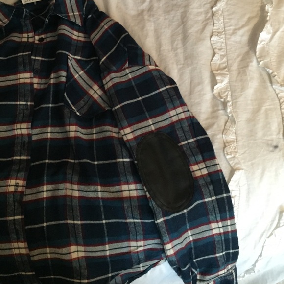 Plaid flannel - Picture 2 of 2