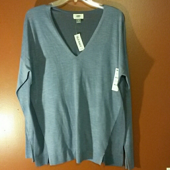 V neck two tone sweater