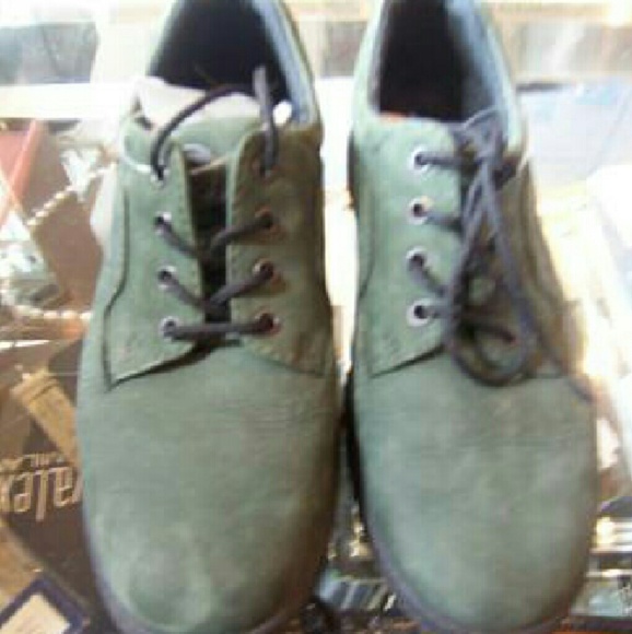Ecco Suede Shoes