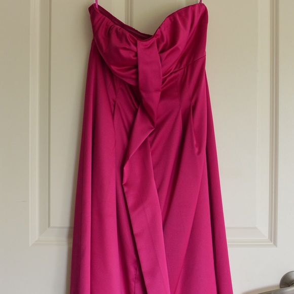 Strapless dress
