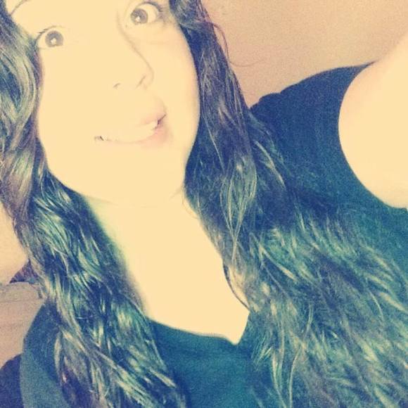 Meet your Posher, Melanie - Picture 1 of 1