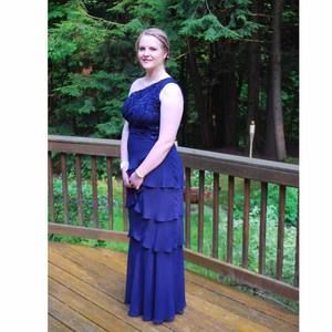 Meet your Posher, Kayce
