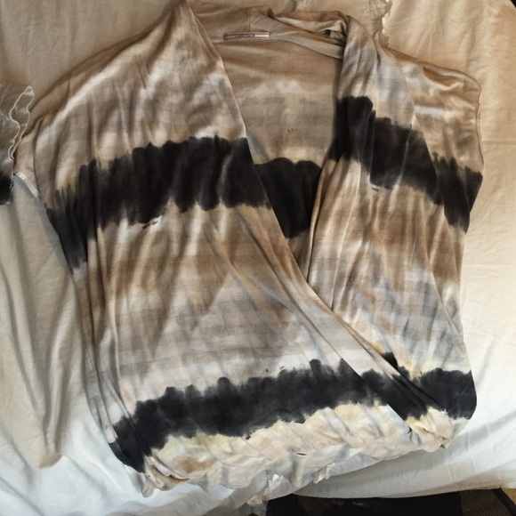 Tshirt wrap - Picture 1 of 1