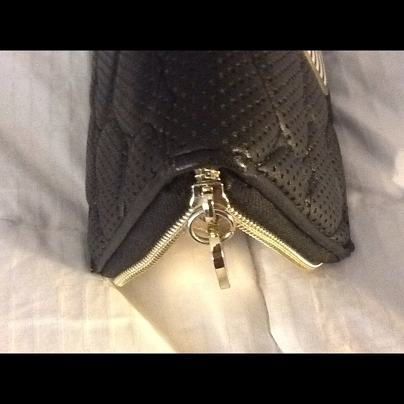 SOLD !!!    Wallet - Picture 3 of 3