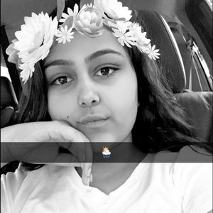 Meet your Posher, Laiba