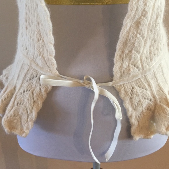 Ann Taylor loft lambs wool & angora cream top - Picture 2 of 4
