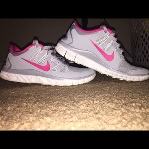 Nike free run 3.0 like new pink and gray