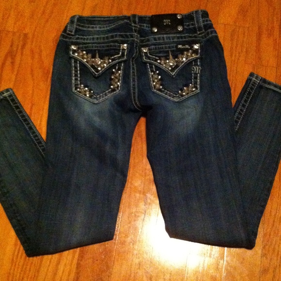 Miss Me Skinny Jeans. Like new condition