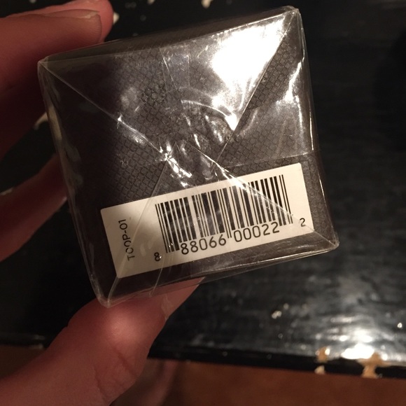 🚫🚫sold🚫🚫Tom ford black violet - Picture 2 of 4