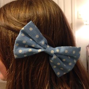 A bow
