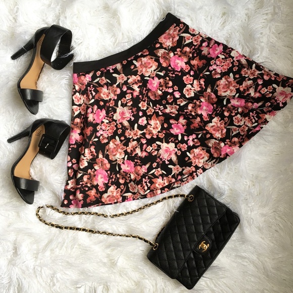 💗Floral print skater skirt💗