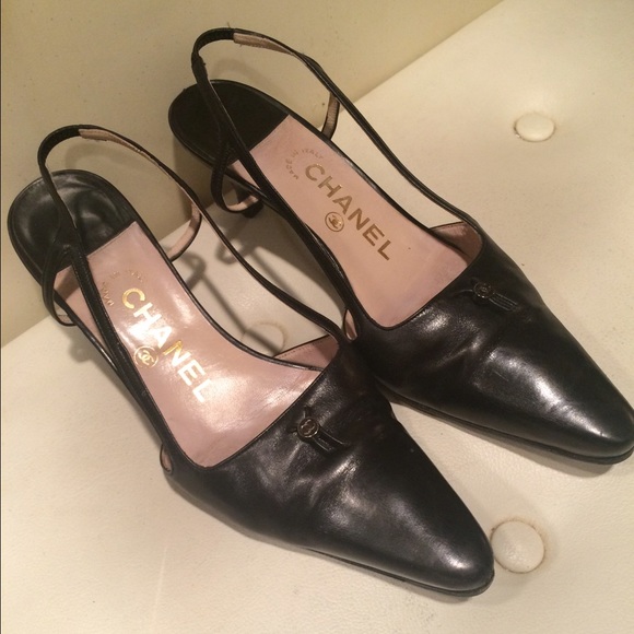 Chanel - Picture 2 of 4