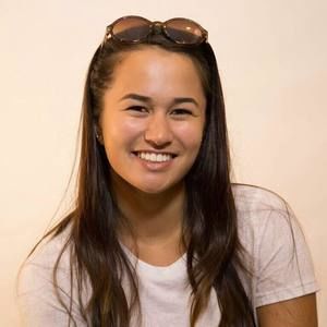 Meet your Posher, Chloe