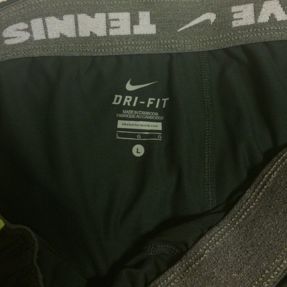 Dri-fit Nike Tennis shorts - Picture 3 of 3