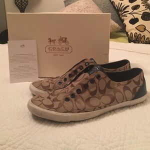 Coach shoes size 11