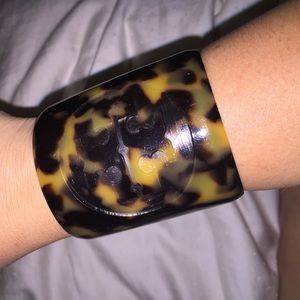 AUTHENTIC TORY BURCH BRACELET