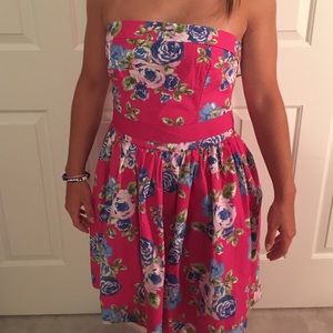 Strapless dress