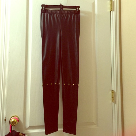 Leather leggings w/ gold studs