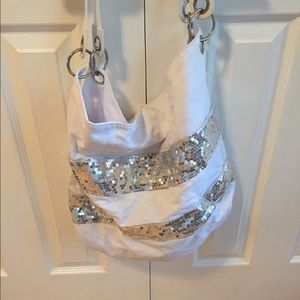 Great casual summer bag!