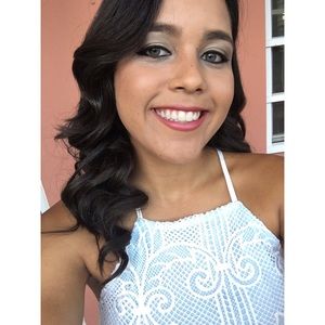 Meet your Posher, Angelica