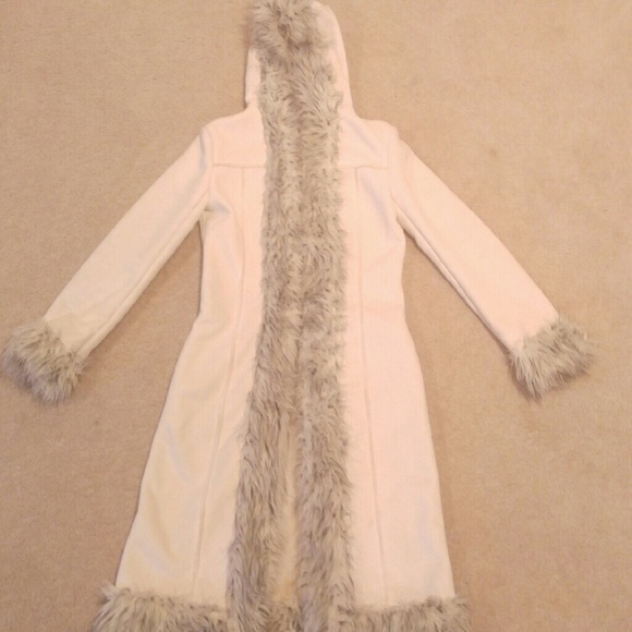 Bebe long white coat with fur