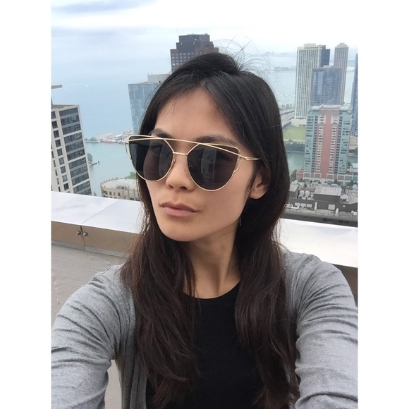 🎉HP🎉 • Metal Reflective Oversize Sunnies- G/B - Picture 3 of 3