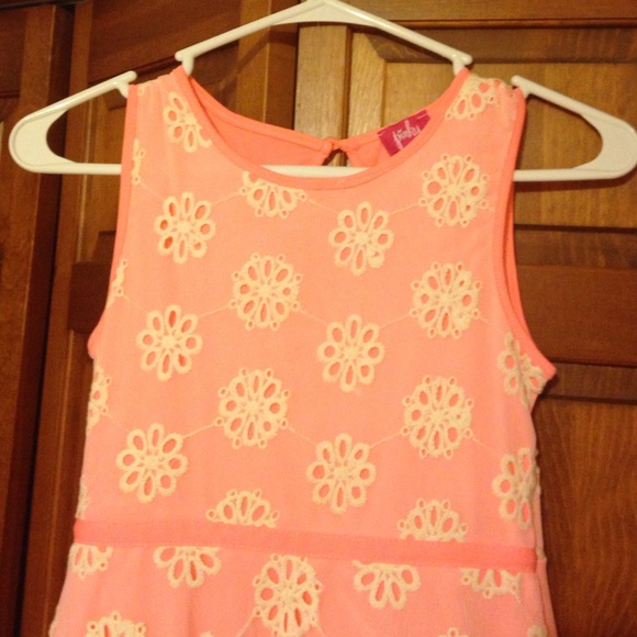 Dress - Picture 1 of 4