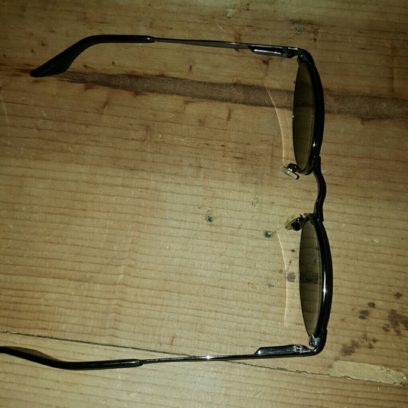 Authentic Ray Bay glasses - Picture 2 of 3