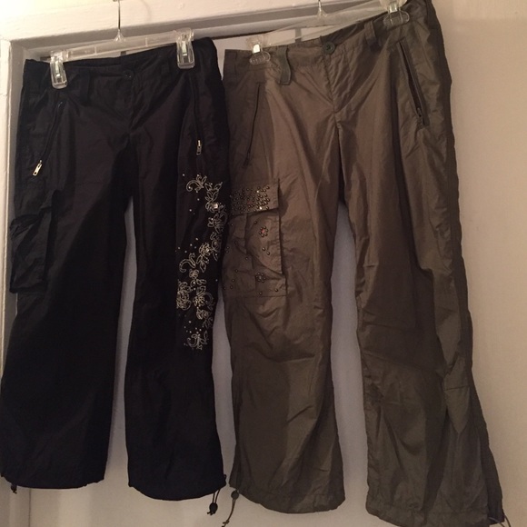 Express Cargo Embroidered Cropped Capri's