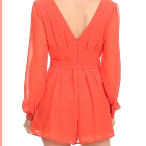 Romper with wrap around waist - Picture 3 of 4