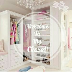 Welcome to my closet! Please read.💖
