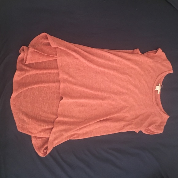 Coral shirt!