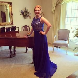 Meet your Posher, Olivia