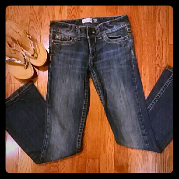 Aeropostle  Hailey Skinny Flare Jeans
