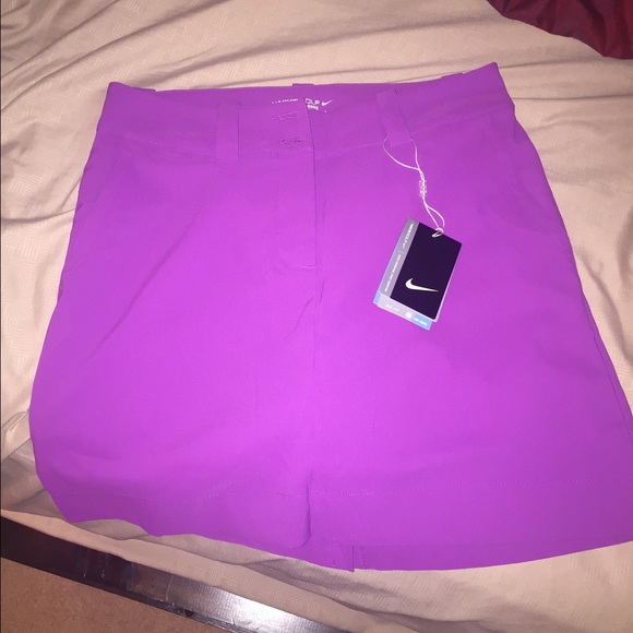 **SOLD**Brand new Nike golf skort