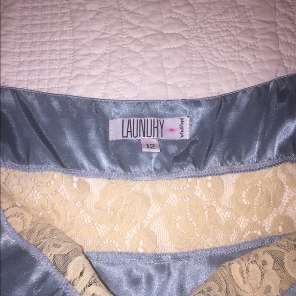 Shelli Segal Laundry halter blue floral gown. - Picture 3 of 4