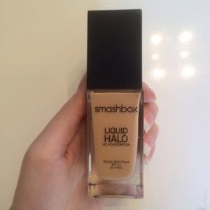 Shade 2, Smashbox liquid Halo foundation.