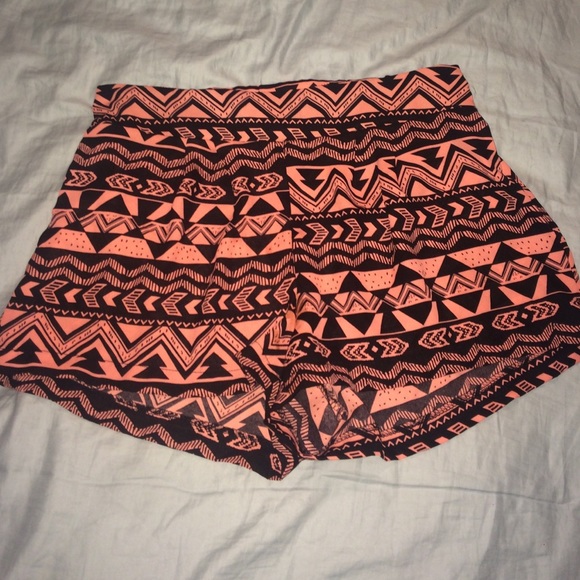 Cute Aztec print shorts