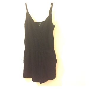 10$!! 🔥crochet romper forever 21 size small