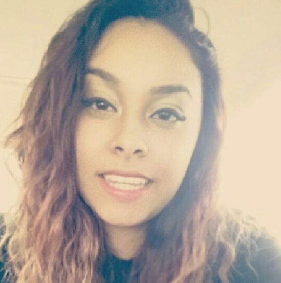 Meet your Posher, Krystal - Picture 1 of 1