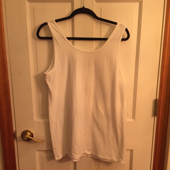 White tank top - Picture 3 of 4