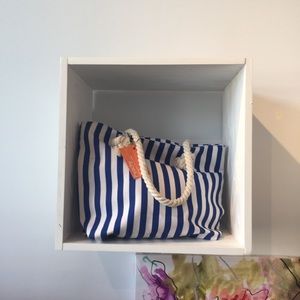 Blue striped poolside bag