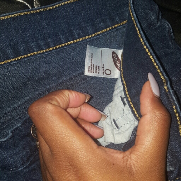 Old Navy FLIRT Skinny Jeans - Picture 3 of 3