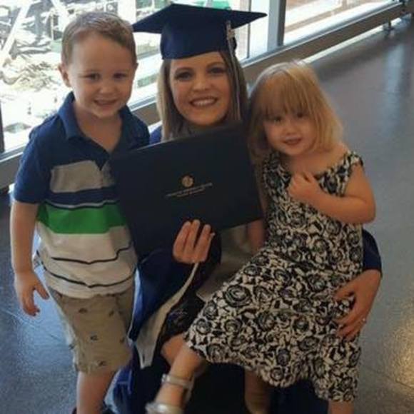 Meet your Posher, Sarah - Picture 1 of 1