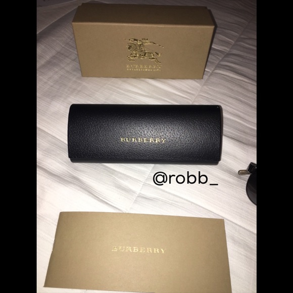 Brand New Burberry Unisex Aviator sunglasses